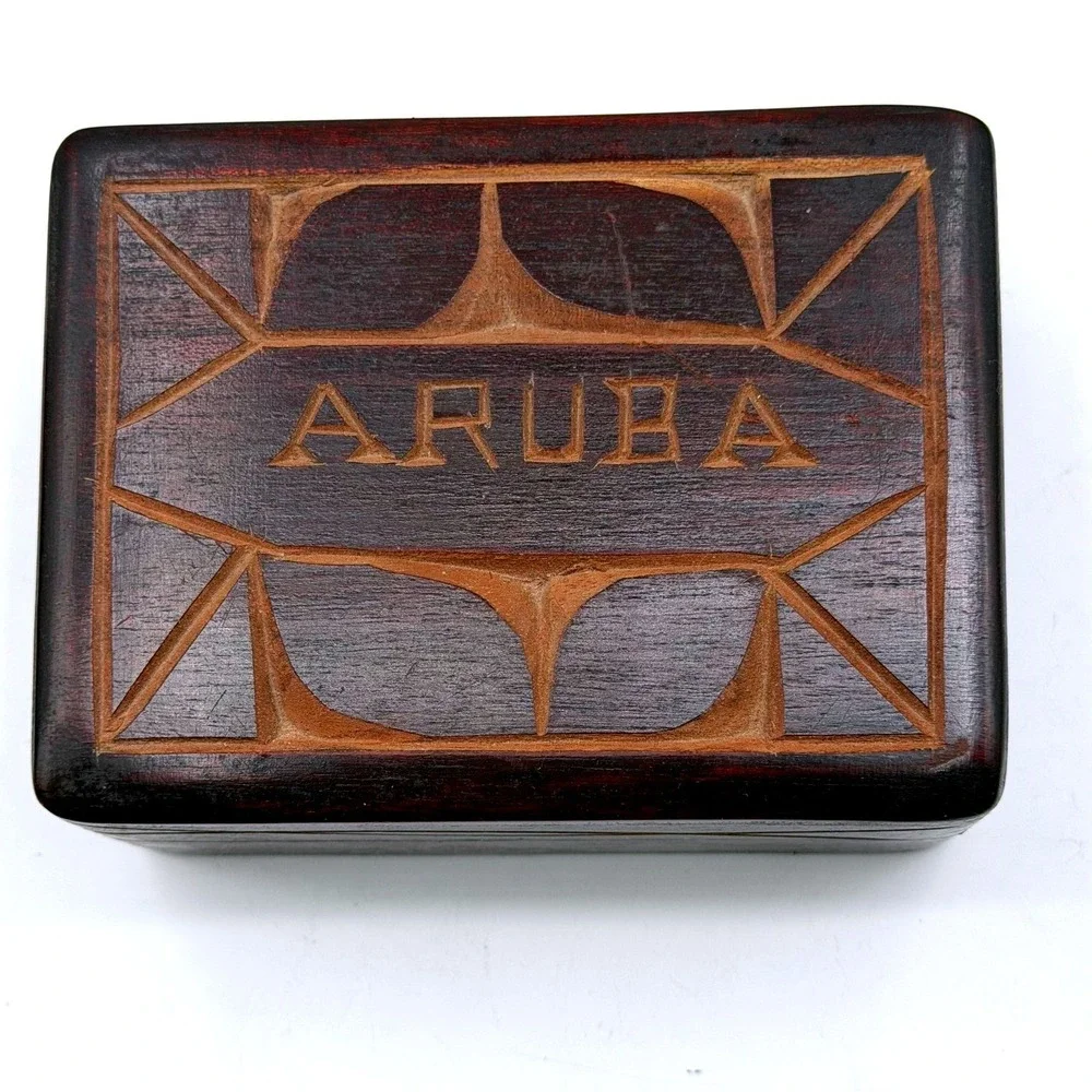 Vintage Aruba Hand Carved Wood Trinket Box Dark Mahogany Finish Souvenir